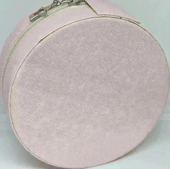 NWOT Pink Portable Round Jewelry Box - Picture 4 of 4